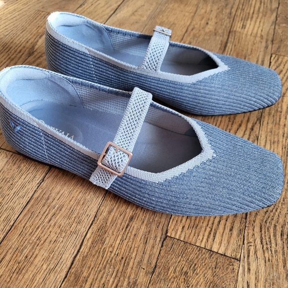 Vivaia Light Blue Mary Jane Flats Size: 37 (6.5 US size) - Picture 1 of 9